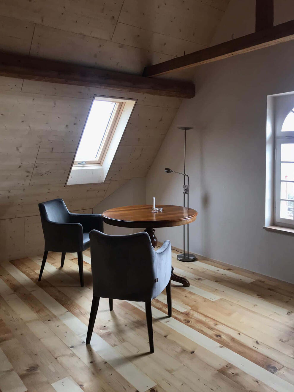 Wohnzimmer, champagnerweiss, kt.color